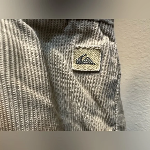 Quicksilver thin corduroy pants 34 - Picture 4 of 7